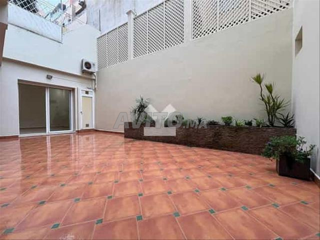 174547-Appt à louer à 15000DH à Burger