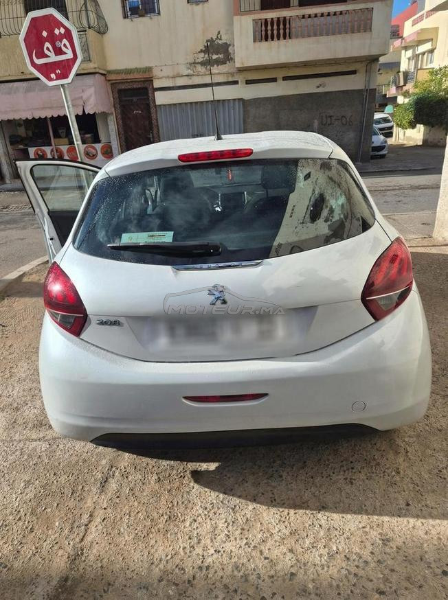 Peugeot 208 Diesel Manuelle 2016 à Agadir