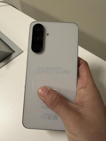 Samsung A56 excellent état