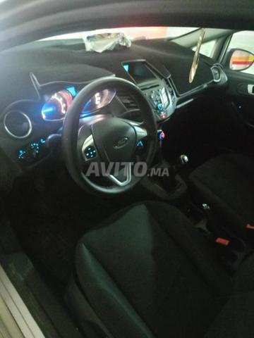Ford Fiesta Essence Manuelle 2016 à Casablanca