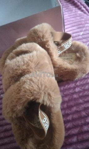 Pantoufle chaude 39 contactez moi si intéressé(e)