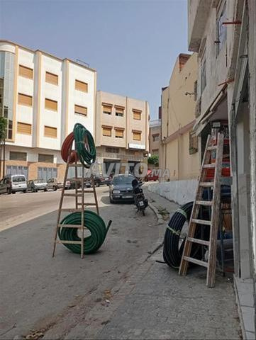 محل بمساحة 77 متر مربع للبيع - طنجة البالية