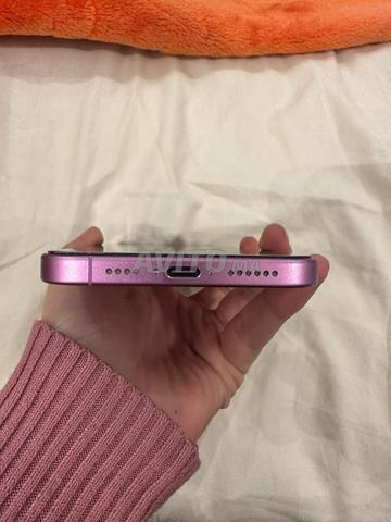 Iphone 16 plus 256go batterie 100 etat neuf - 2