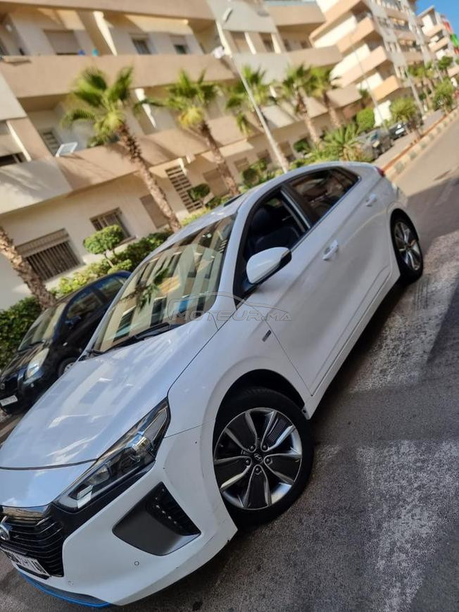 Hyundai ioniq hybrid 