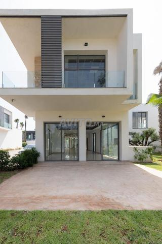 VILLA À USAGE PROFESSIONNEL MONOCLIENT ANFA SUP