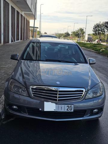 Mercedes C220 Modèle 2010 / Dédouanée 2014