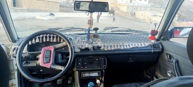 Peugeot 505 Diesel Manuelle 1984 à Tanger - 2