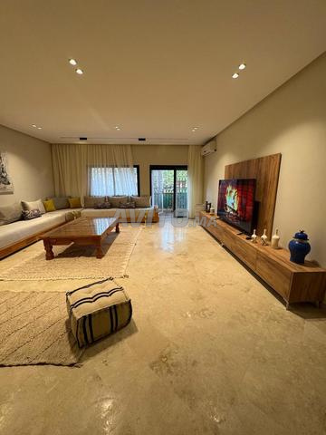 شقة للإيجار 200 متر مربع في مراكش - 2