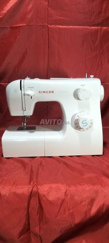 machine a coudre singer avec 32 accessoires