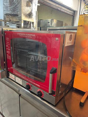 فرن حلويات كهربائي