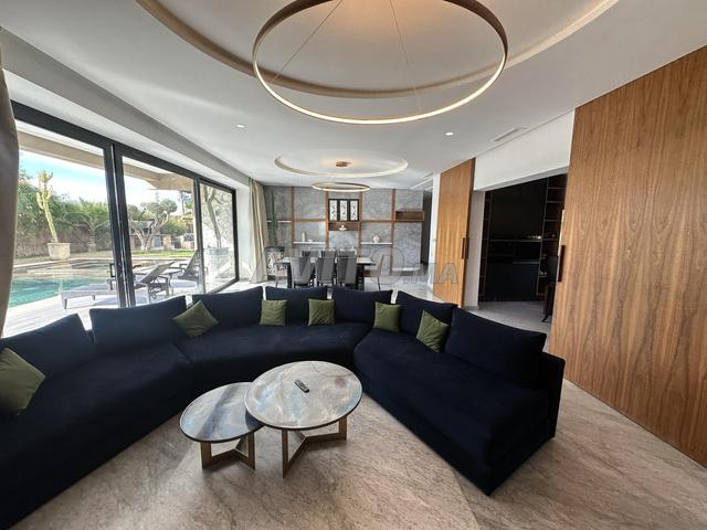 فيلا فاخرة للإيجار طريق أوريكا كم 12 - 2