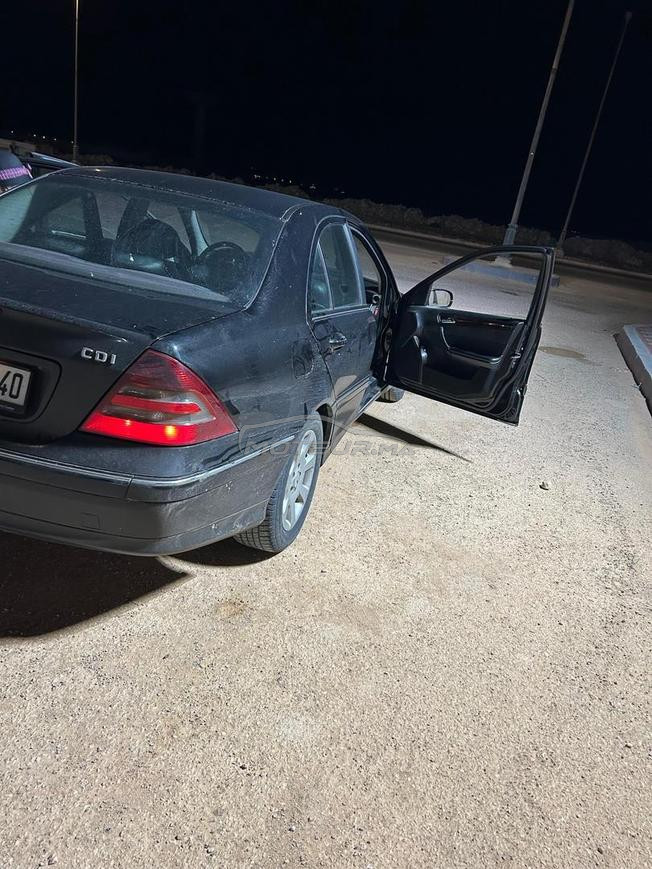 Belle MERCEDES C220