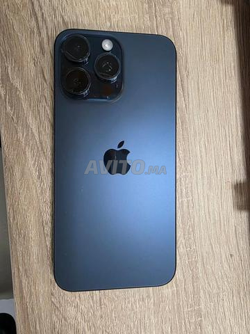 Iphone 15 pro max bon état sur Casa