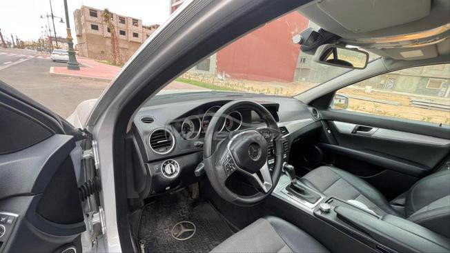 Mercedes-Benz c220 Automatique