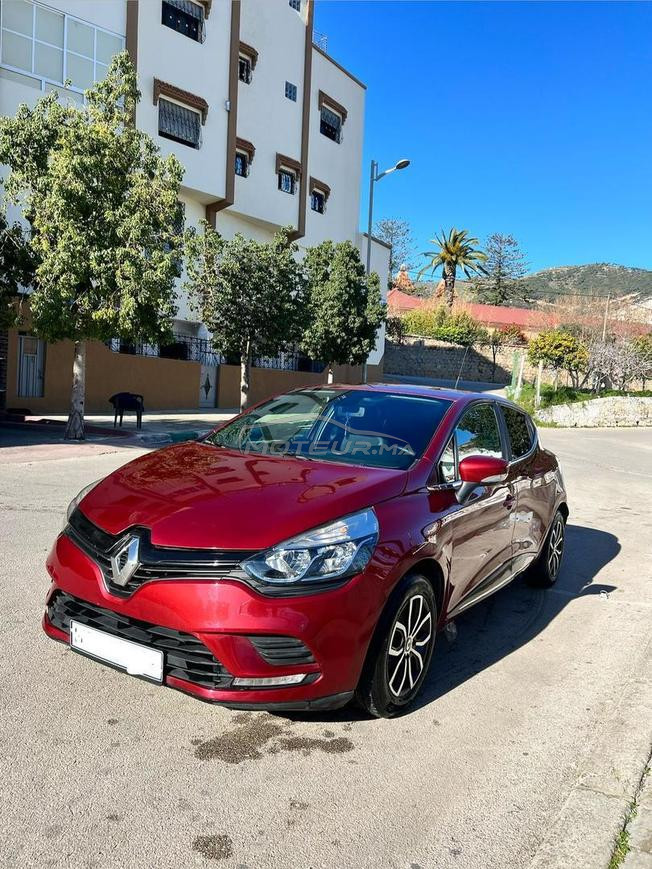 car Clio 4