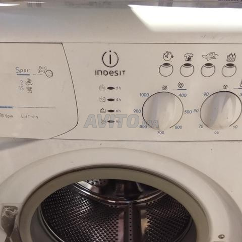 Petit frigo et machine à laver