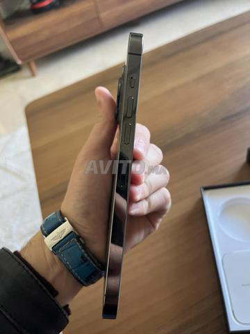 iPhone 13 Pro Max 128GB في حالة جيدة جدا