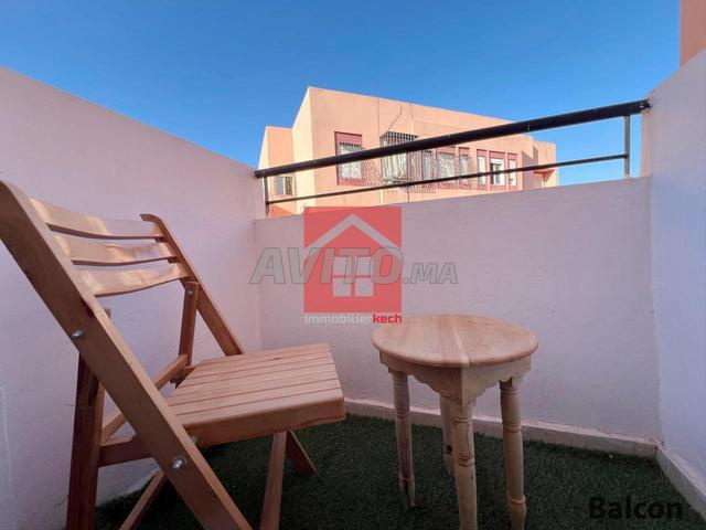 Appartement avec balcon😍 et wifi à louer mensuellement à M'Brouka