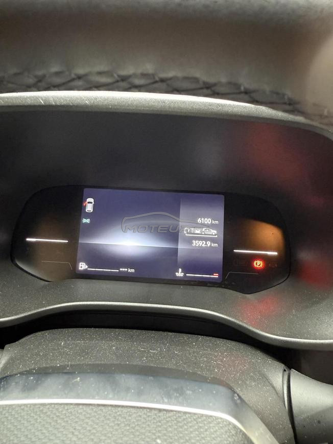 Renault Kardian Essence Automatique 2025 à Tanger