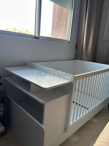 سرير أطفال كالجديد