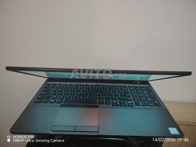 Dell précision 3541 i5 الجيل التاسع - 2