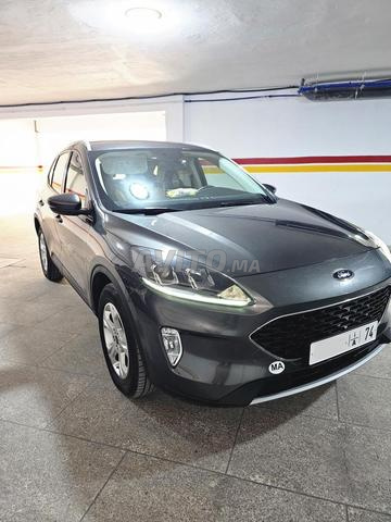 Ford Kuga automatique modèle 2021 71000 km 6 ch
