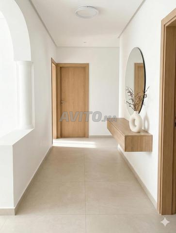 نادر - 180 متر مربع تراس يطل على توينز وموقف سيارات - 2