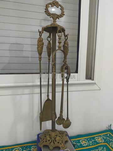 تحفة من البرونز والنحاس فاخرة