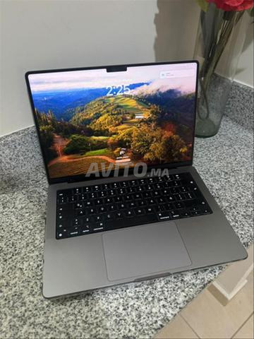 NEUF MacBook AIR M3 GRIS 8RAM 512SSD / MA7AL