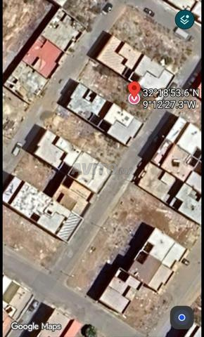 للبيع قطع أرض في حي العليا 100 متر