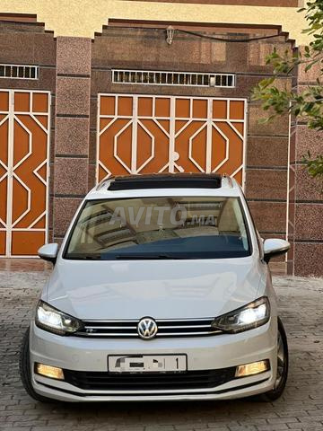 Volkswagen Touran Diesel Automatique 2016 à Tanger