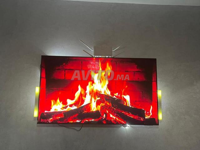 Téléviseur neuf dans son carton, utilisé seulement 15 jours