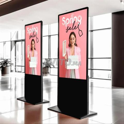 Location d'Écrans LED & Totems