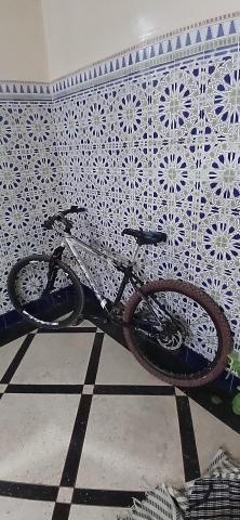 دراجة للبيع قابلة للتفاوض