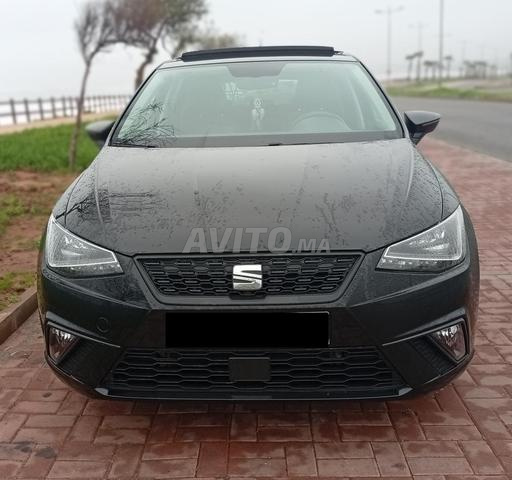 SEAT IBIZA essence toutes options première main
