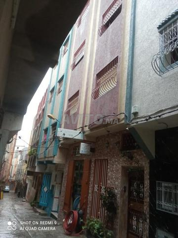 دار للبيع في العوامة حي الهناء 2