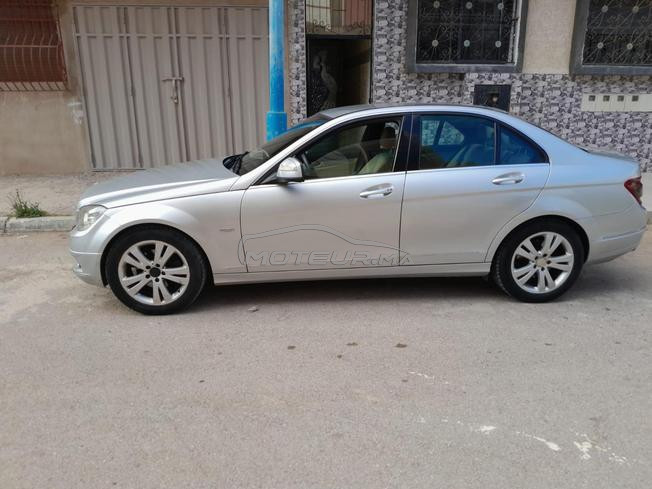 Mercedes-Benz 220 Diesel Manuelle 2008 à Bouznika