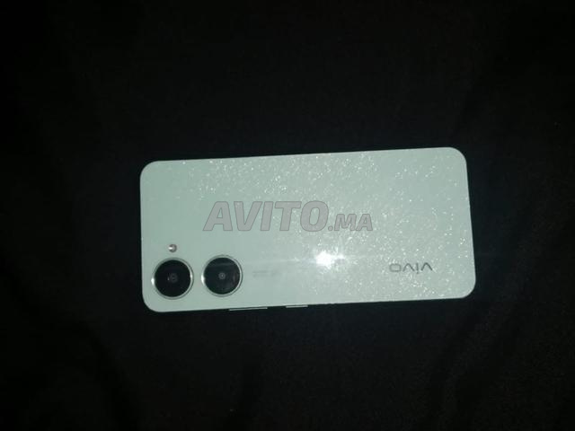 Bonjour, je souhaite vendre un téléphone de type vivo Y03