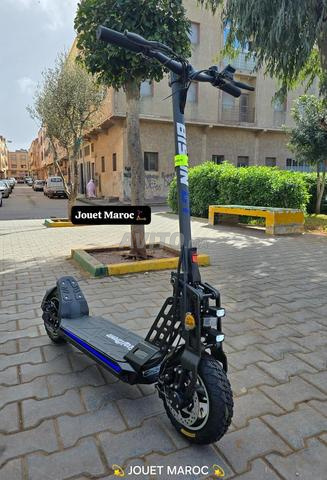 TROTTINETTE ÉLECTRIQUE BISON GT CARBON 1000W