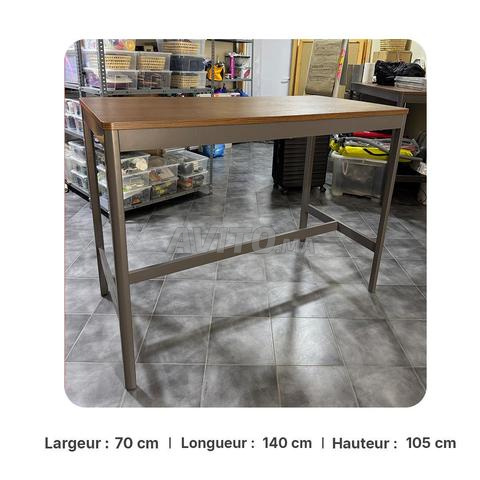 مجموعة من 2 طاولات عالية - حالة جديدة