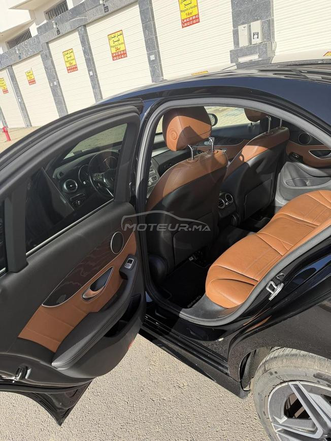 Mercedes-Benz 220 Diesel Automatique 2020 à Salé