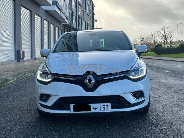 Renault Clio 4 automatique 2021 1ère main