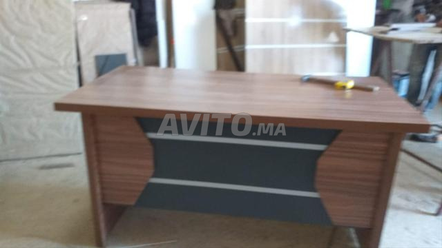 bureau avec retour/pack chaise/vestiaire/banquette - 2