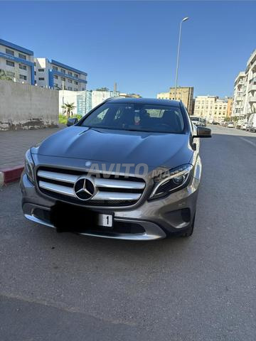MERCEDES GLA 2016