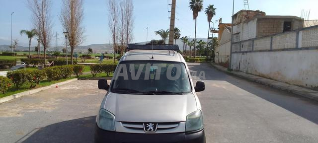 Partenaire mli7a modèle 2003