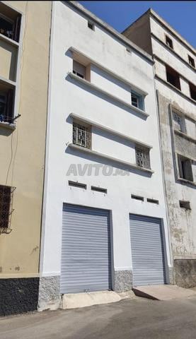 منزل حر للبيع للسكن ونشاط تجاري