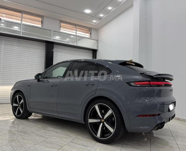 PORSHE CAYENNE COUPÉ E-HYRID