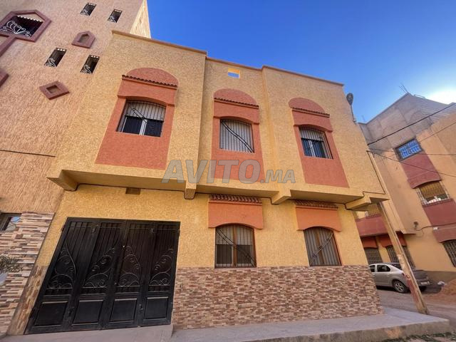 منزل مع مرآب في عين عاطي 2 الراشيدية