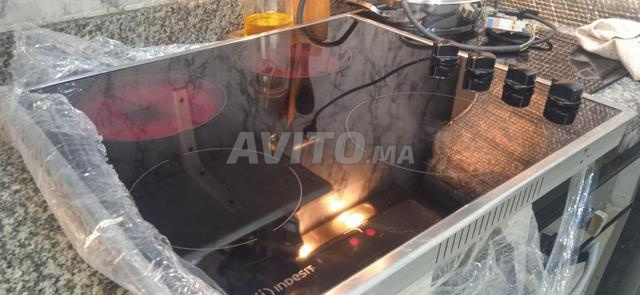 لوحة 4 شعلات في حالة جيدة جدا - تم اختبارها وضمانها