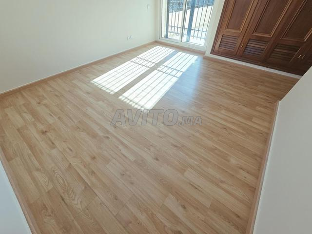 شقة 105م² للإيجار في كاليفورني - 2